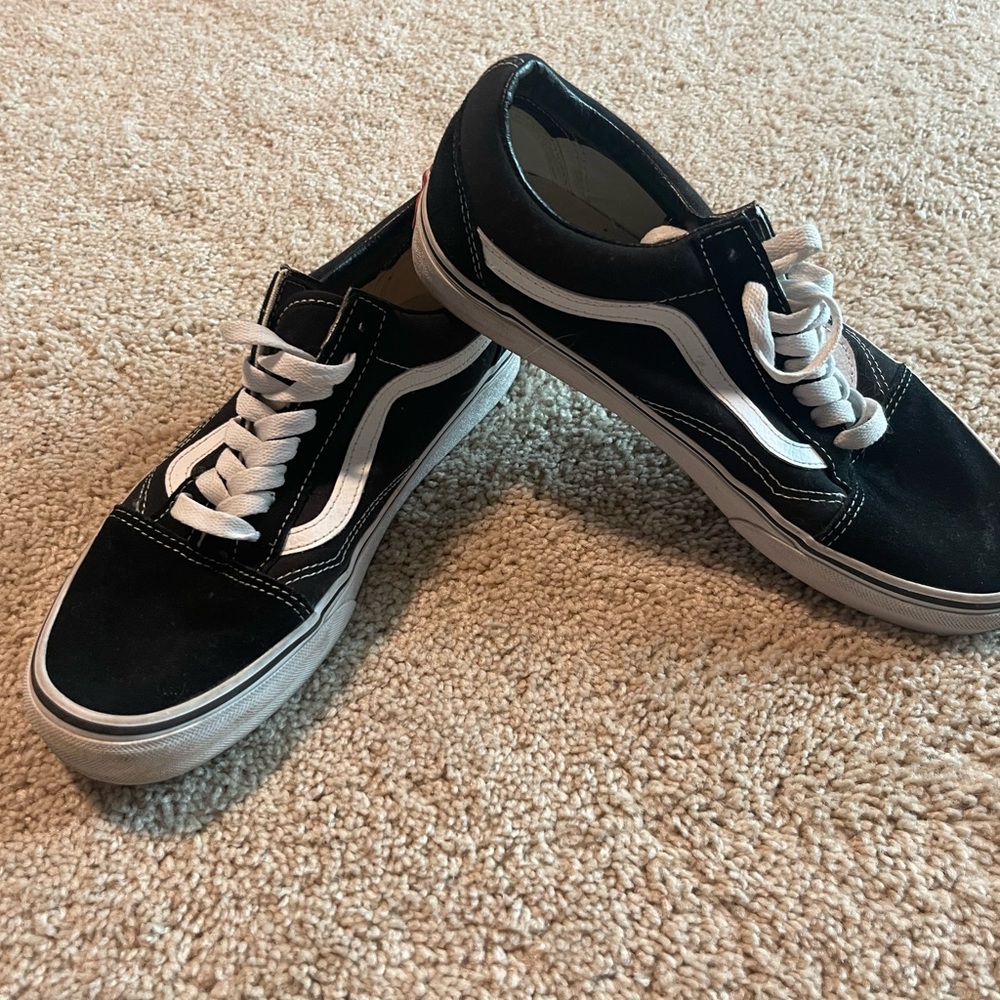 Vans oldskool original black and white sneakers